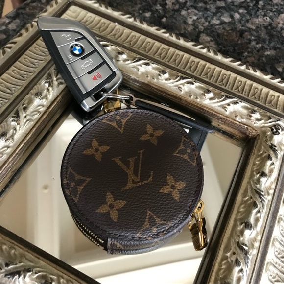 Louis Vuitton Round Pouch from Multi Pochette Like New - Picture 5 of 17